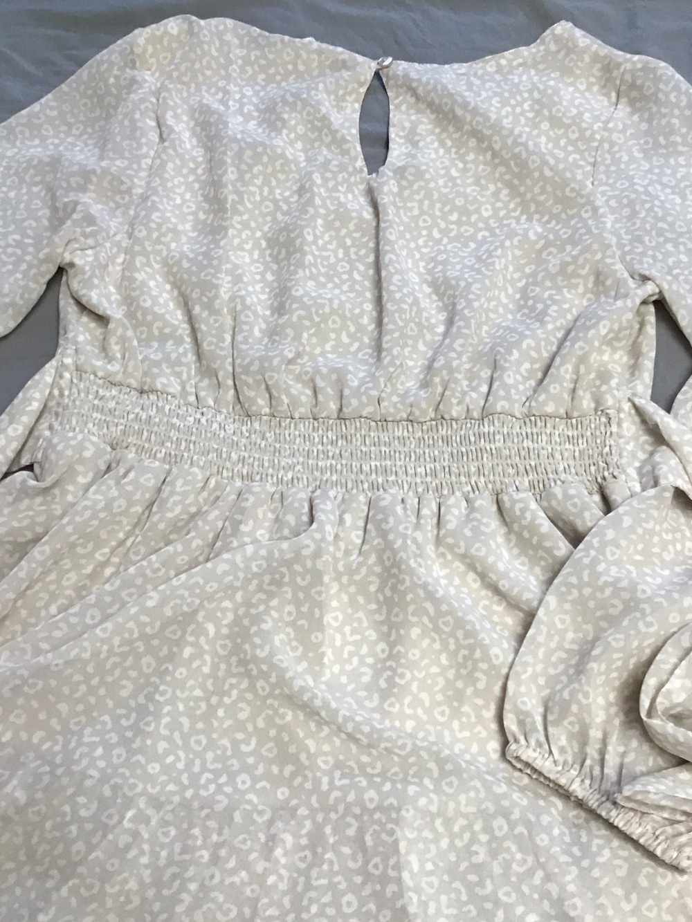 Japna Cream Tiered V‑Neck Long‑Sleeve Dress - Picture 5 of 5